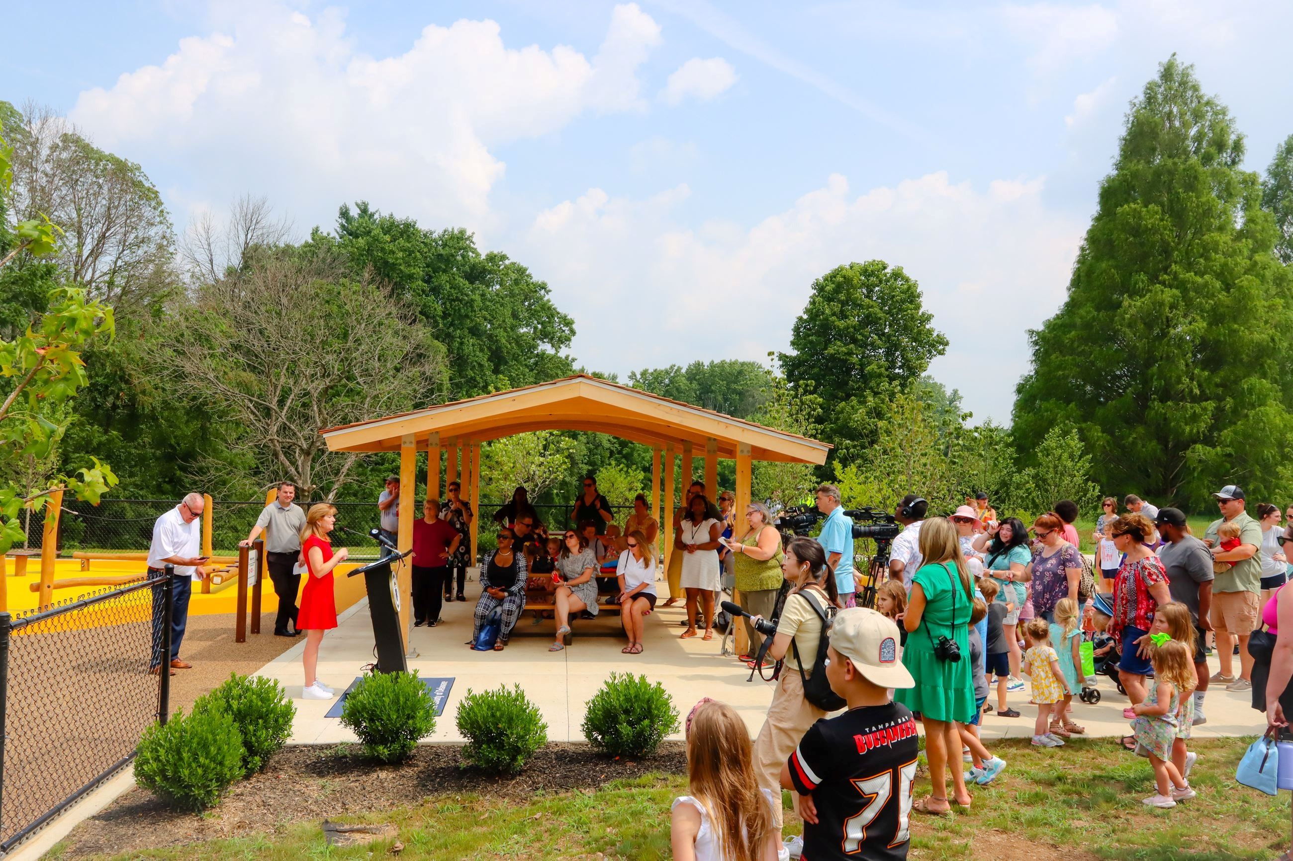 41E3A8BF-0B71-40E4-88FA-401E7D3464B2